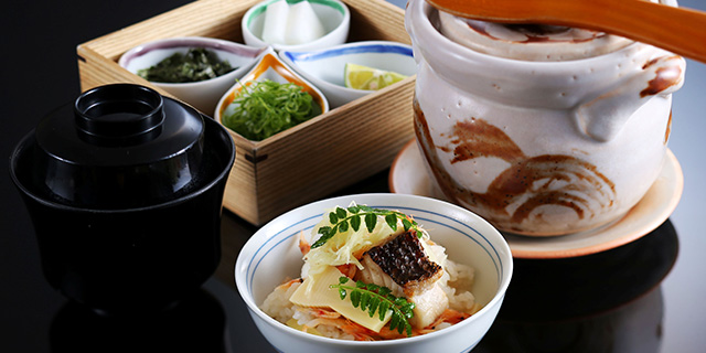 炊込御飯「明石鯛と桜海老」