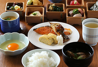 遅めのご到着の方におすすめ！１泊朝食付プラン