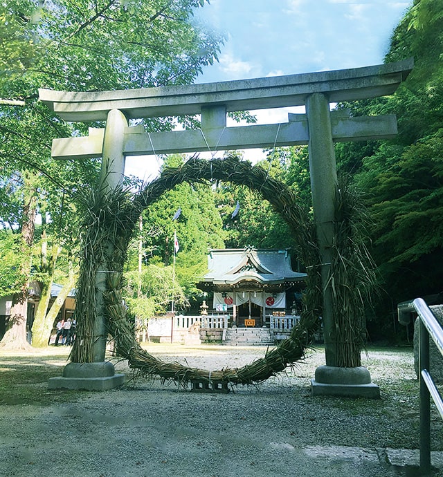 有馬の氏神様にお参りし、清々しく夏を迎える