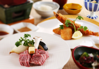 【夏期限定日帰り】ダイニング時分時｜「海老，蟹，魚」フライと牛陶板焼きの贅沢ランチ+2ヵ所の大浴場入浴付き