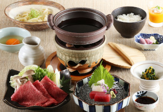 【黒毛和牛すき焼き】拘りの割り下で楽しむ（おなじみ料理 和楽）
