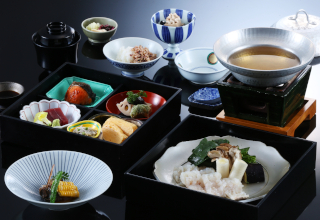 【日帰り】ダイニング時分時｜旬菜時記 松茸と名残鱧のすき鍋ランチ+2ヵ所の大浴場入浴付き